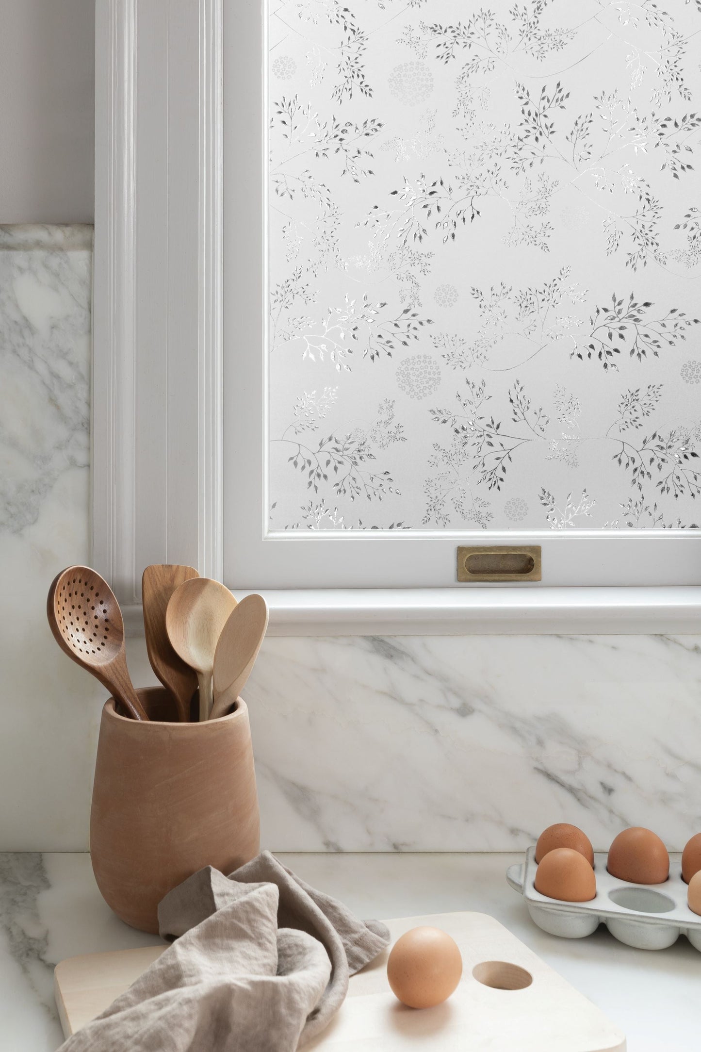 A favourite design that lends itself all types of decor from traditional to contemporary. The delicate little leaves sparkle in the sun while providing a level of privacy to your home.